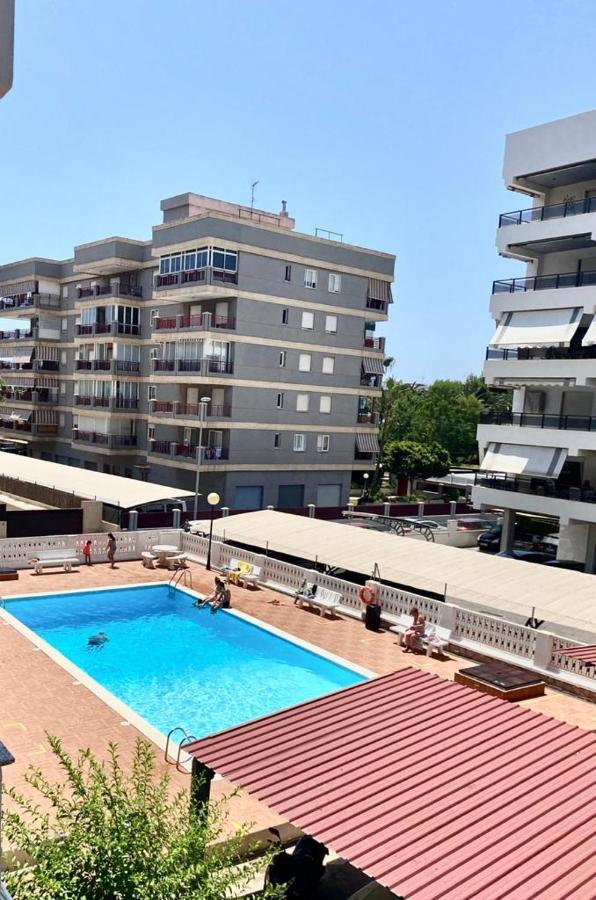 شقة Apartamento En La Playa Els Terrers 2 بينيكاسّين المظهر الخارجي الصورة